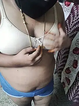 Nilasara 现场XXX聊天