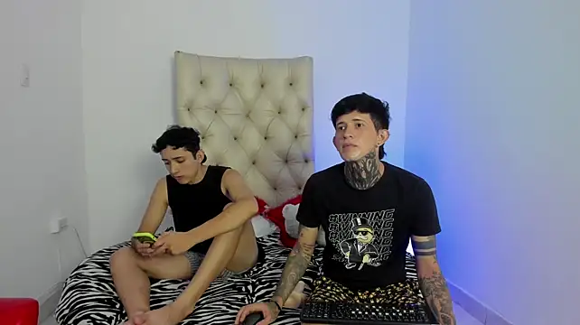 Junior_manuel26_ Show in webcam