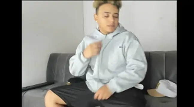 Charlie_Scorpion's Live XXX Chat