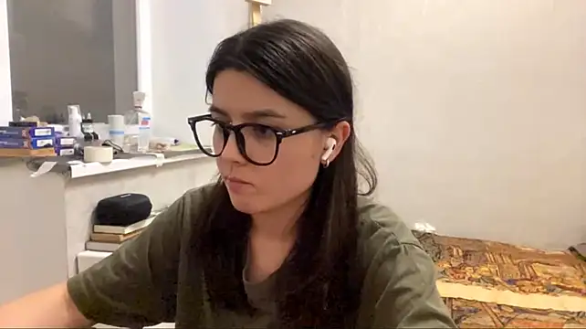 SaintMari Live XXX-chat