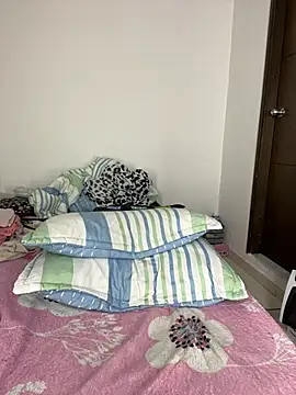 Chat +18 de sandylau ao vivo