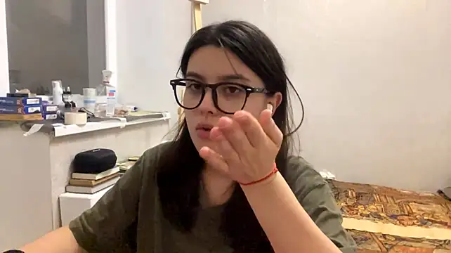 SaintMari's Live XXX Chat