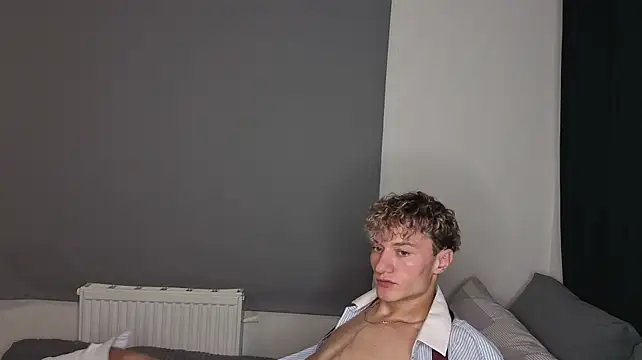 Chat XXX Live Kevin_Young_Cat