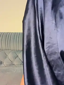 Sexyqueenameliya XXX чат на живо