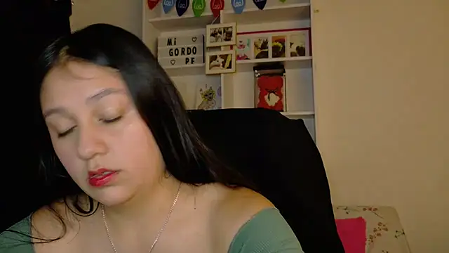 KOREN_JALAA's Live XXX Chat