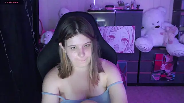 دردشة AmyVibess الجنسية المباشرة