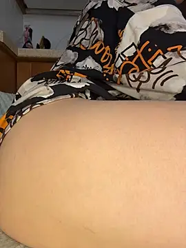 Show modela Veliora na web-kameri