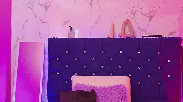 Dakotaa_JohnsonのライブXXXチャット
