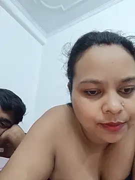 Luv_swara02 Adlı Modelin Web Kamerası Şovu