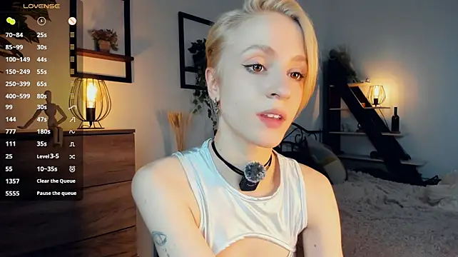 JanettePerro Adlı Modelin Canlı XXX Sohbeti