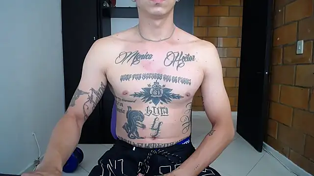 xxxmethodic élő XXX-chatje
