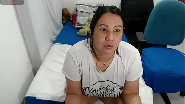 Živý XXX chat LAURA_Foxht
