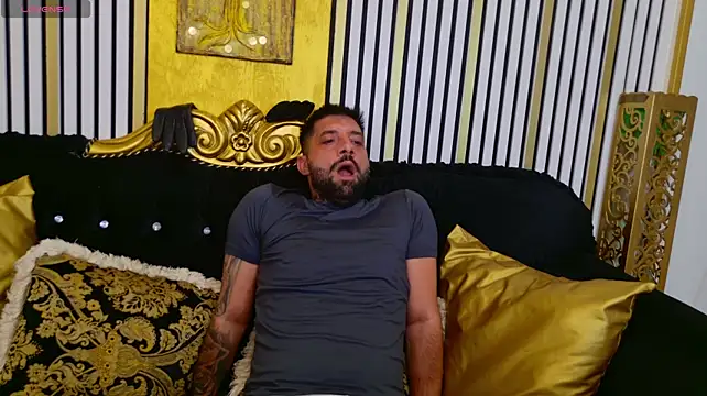 TommyDum Live XXX-chat