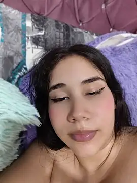 Czat XXX na żywo – liittle_princess18