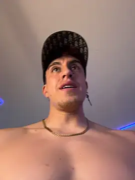 strongboy_ Chat XXX live
