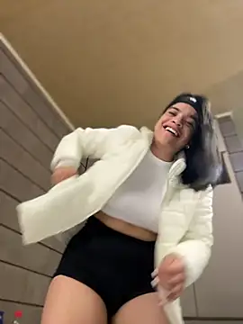 JuanitaMore01 Live XXX-chat