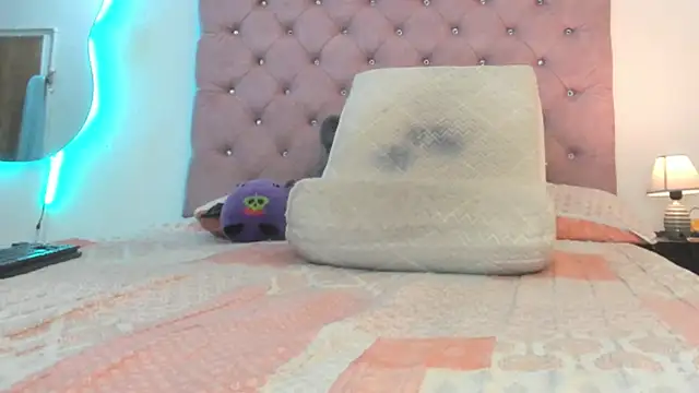 laurenlaine's Live XXX Chat
