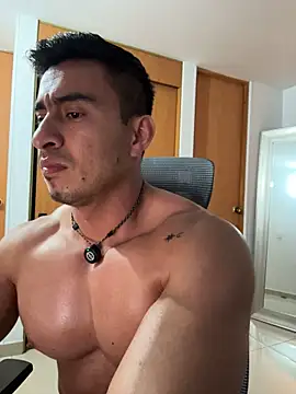 Chris_Clarck live XXX chat