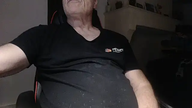 Chat +18 de zemm54 ao vivo