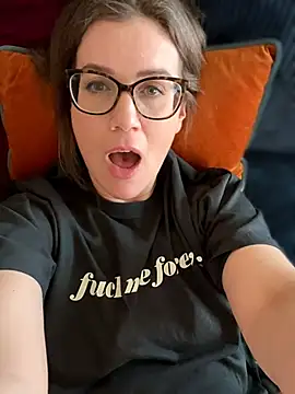 Chat XXX en directo de MaiseKnox