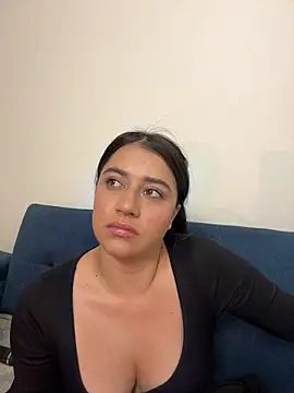 Chat XXX en directo de KallyMyller1