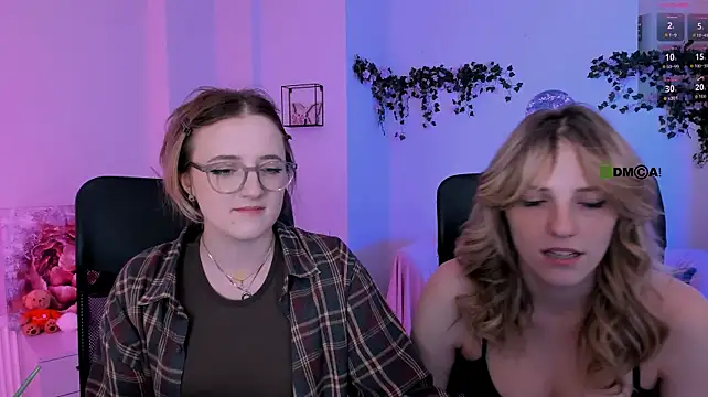 luna_berryy webkamerás műsora