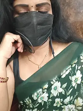 Chat +18 de soundharya_tamil ao vivo