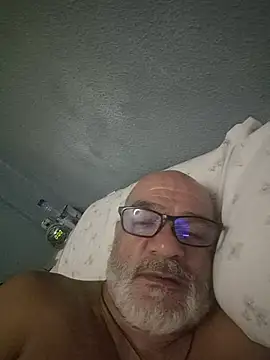 Show modela rob796 na web-kameri