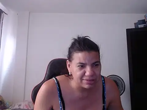 Czat XXX na żywo – Adriana_0312