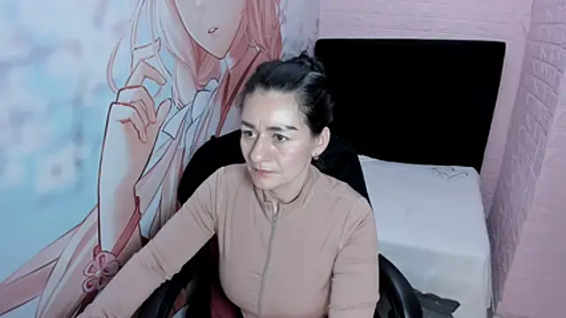 Chatroom XXX en direct de AllysonMilf69