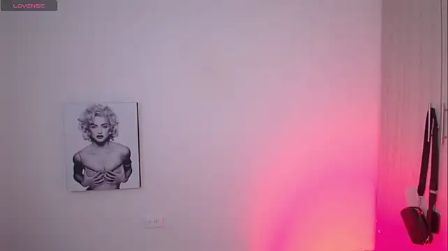 Millie_bobby élő XXX-chatje