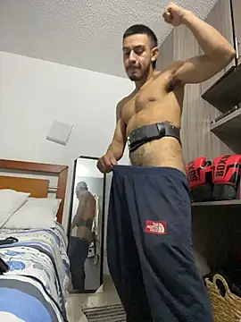 Taylor_DiamondBoyのライブXXXチャット