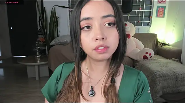 Chat +18 de _dayana_miler ao vivo