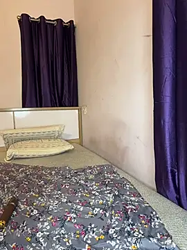 FantasyDesire Adlı Modelin Canlı XXX Sohbeti