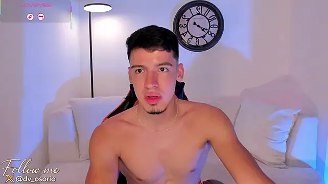 Chat +18 de david_osoriox ao vivo