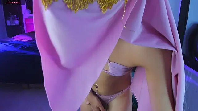 Daiara__ Adlı Modelin Canlı XXX Sohbeti
