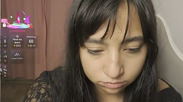 Chatroom XXX en direct de EmmitaGarcia