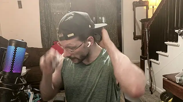 צ'אט XXX בשידור חי של MasterDaddyCool