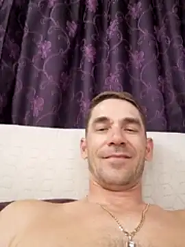 FreeRider111 Chat XXX in diretta