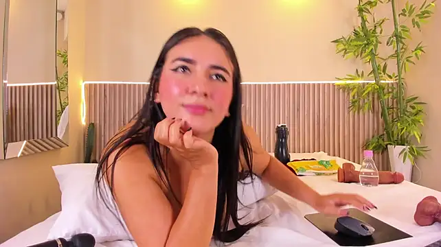 MaluDiaz's Live XXX Chat