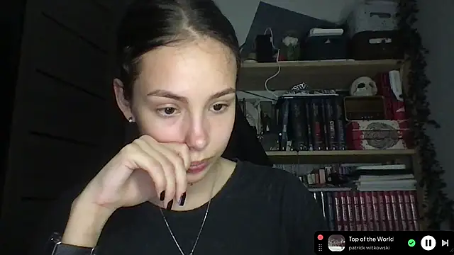 Chat +18 de Yuna5343 ao vivo