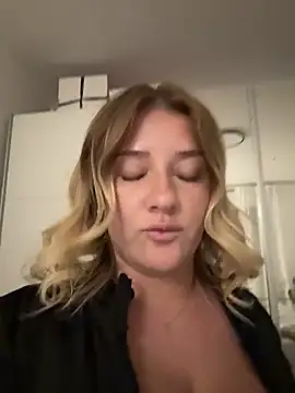 NeleWagner Adlı Modelin Canlı XXX Sohbeti
