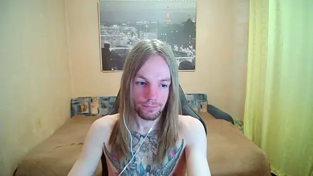 AdamDickens webkamerás műsora