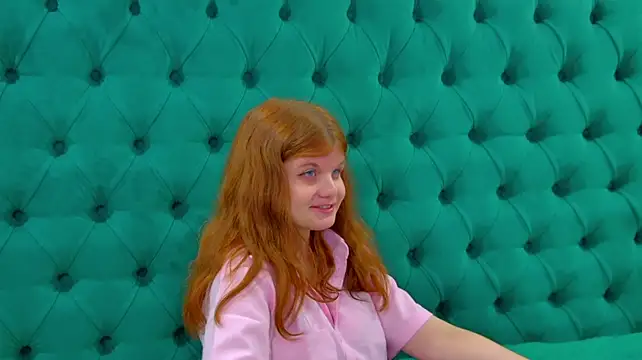 ChloeHalses Chat XXX live
