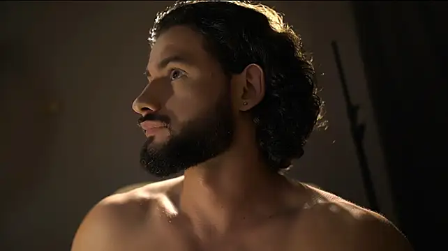 Keen___Luckystrike Adlı Modelin Web Kamerası Şovu