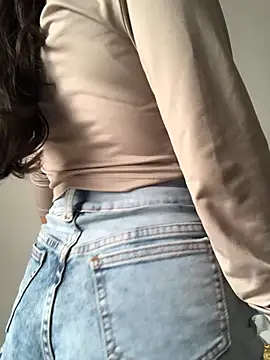 Chat +18 de DulceMya ao vivo