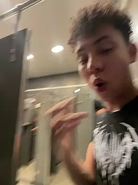 yoursexyjose Шоу с уебкамера