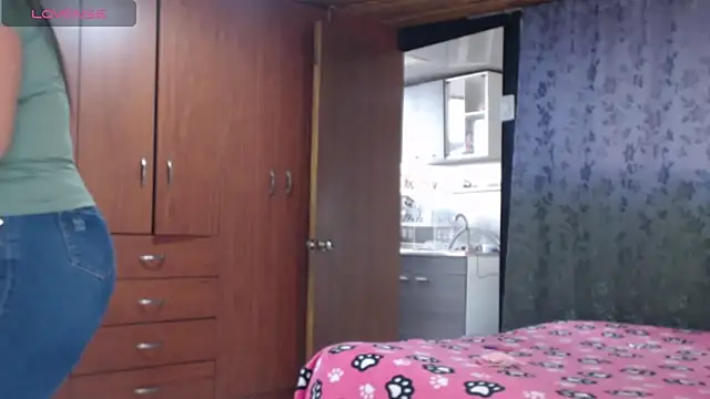 miia-big1boobs_'s Live XXX Chat