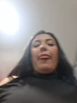Chat +18 de Sophie-hatter ao vivo