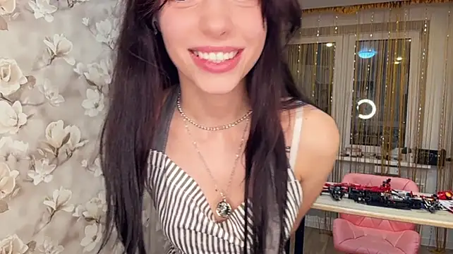 AdelleMilhouse Live XXX-chat